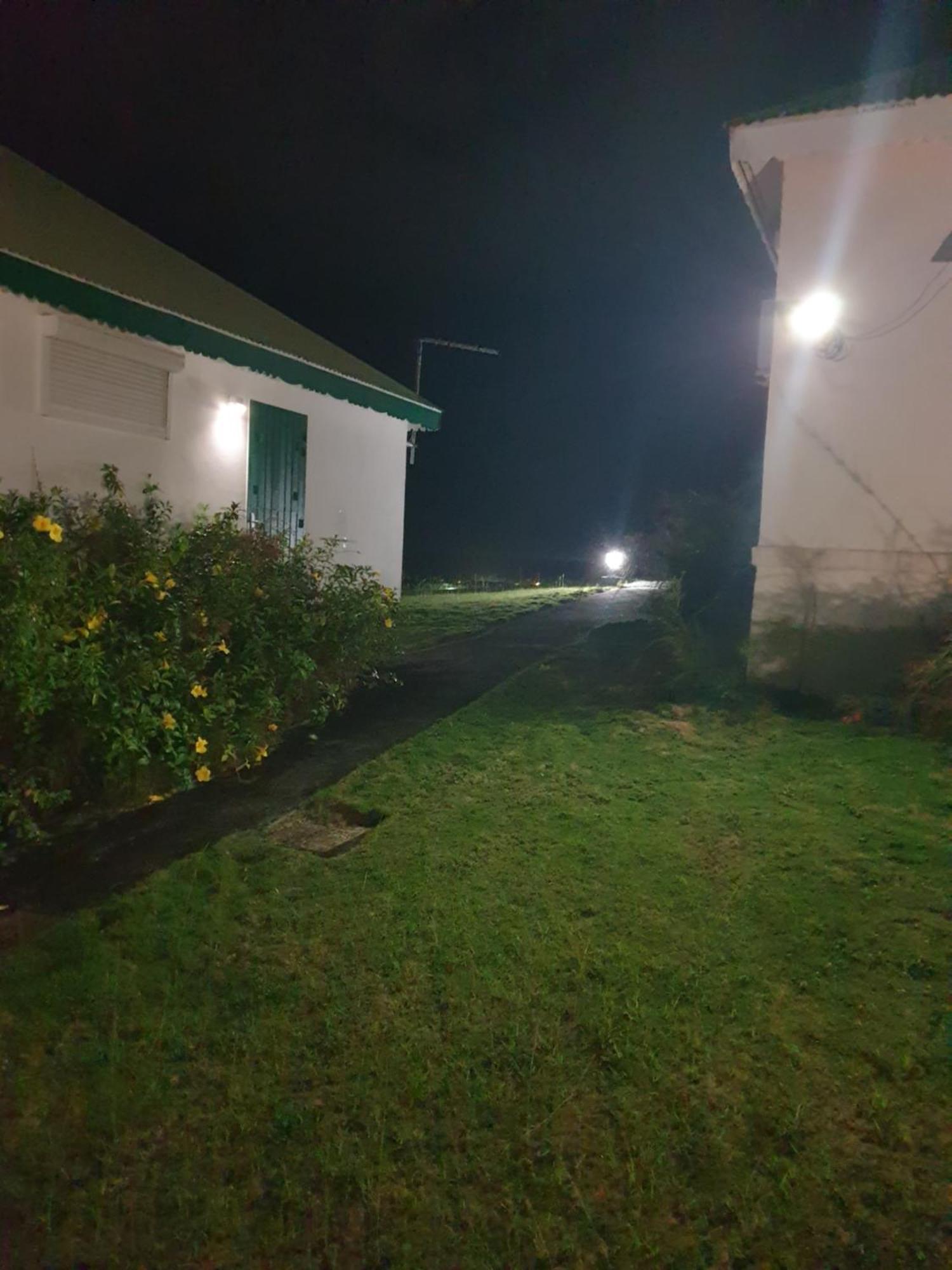 Les Gites Les Hauts De Montmain Sainte-Anne  Esterno foto